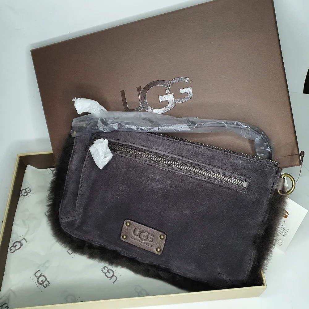 UGG Large Wristlet - Chocolate Brown NWT - Picture 1 of 9